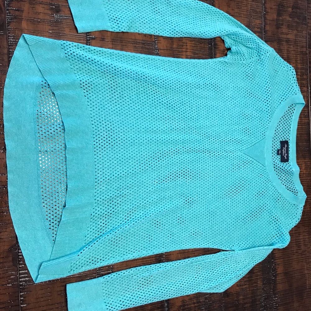 American eagle turquoise mesh long sleeve shirt